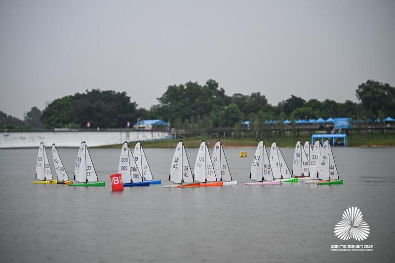 在开幕当日, 仿真航行项